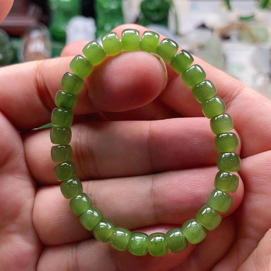 未镶嵌手链和田玉（碧玉）