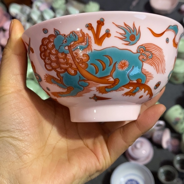 摆件陶红稀土红绿彩狮子碗