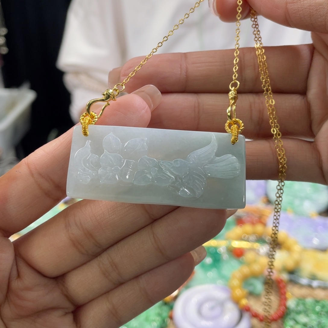 翡翠颈饰未镶嵌代编织