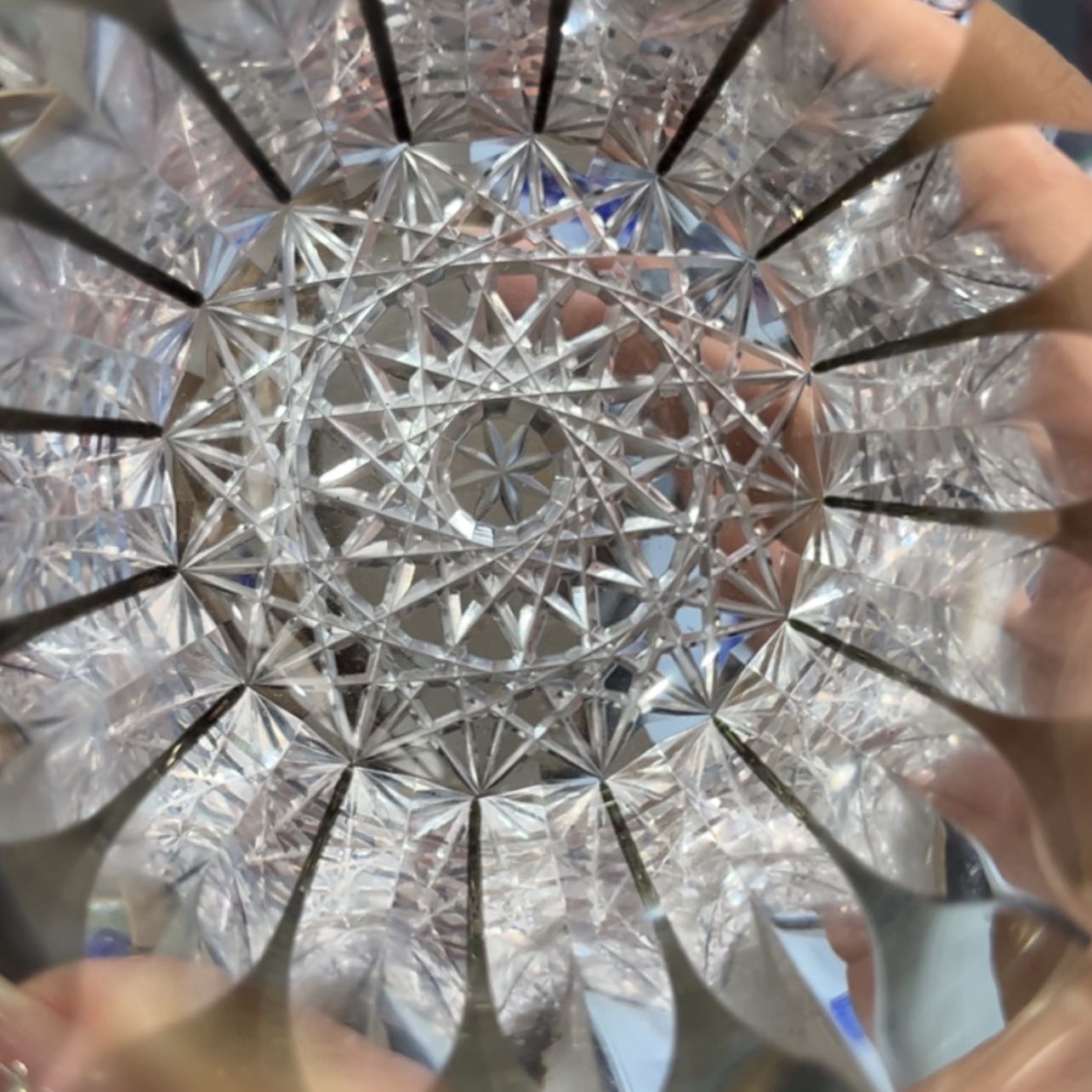 【闪购商品】星芒精雕深刻青墨色一只，
