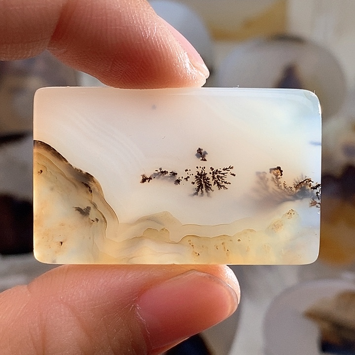 玛瑙/玉髓颈饰未镶嵌