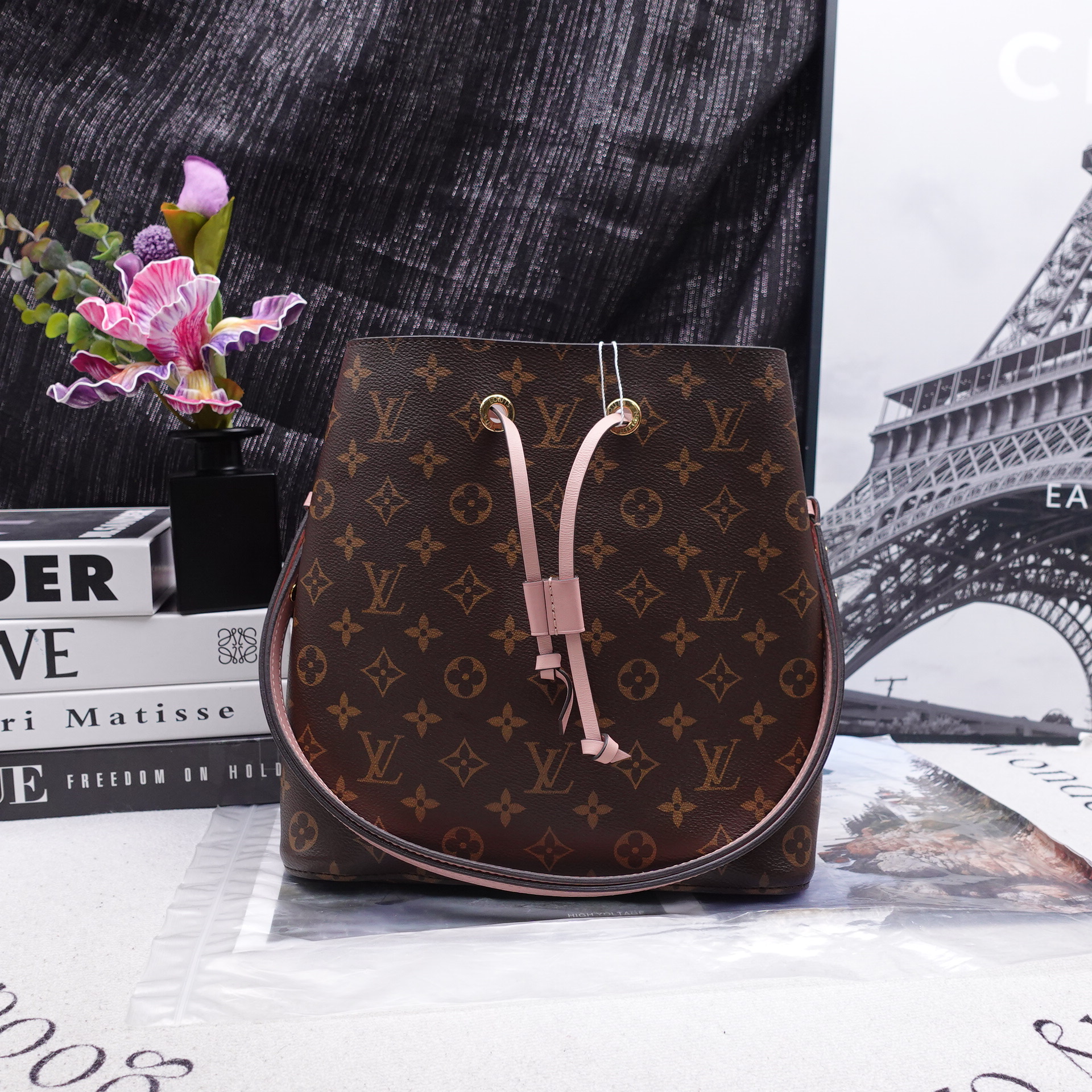 95新 LouisVuitton/路易威登 单肩包/T10338352