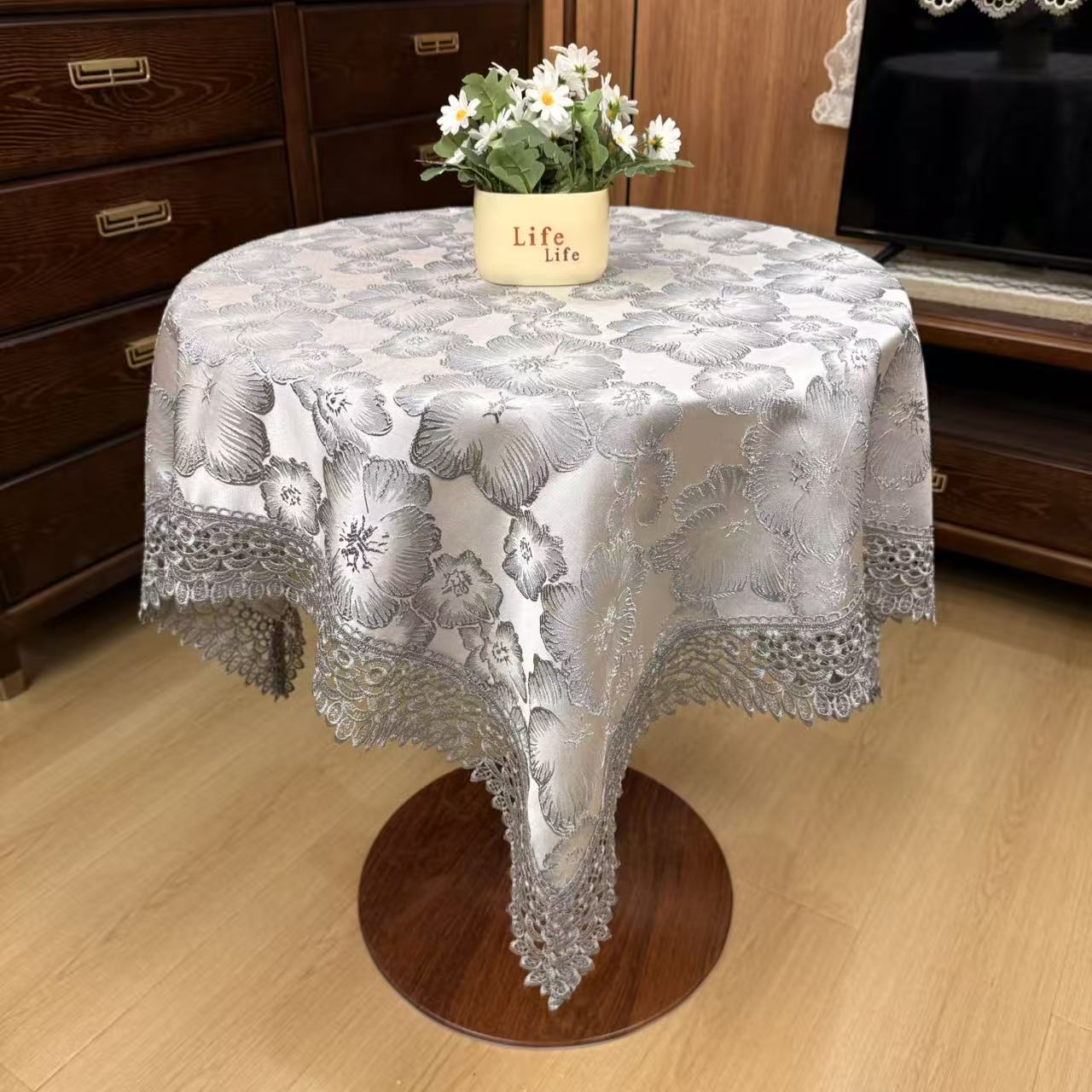 YK129-4浮雕大花灰色 110cm方沙发靠背巾盖巾方桌圆桌盖巾