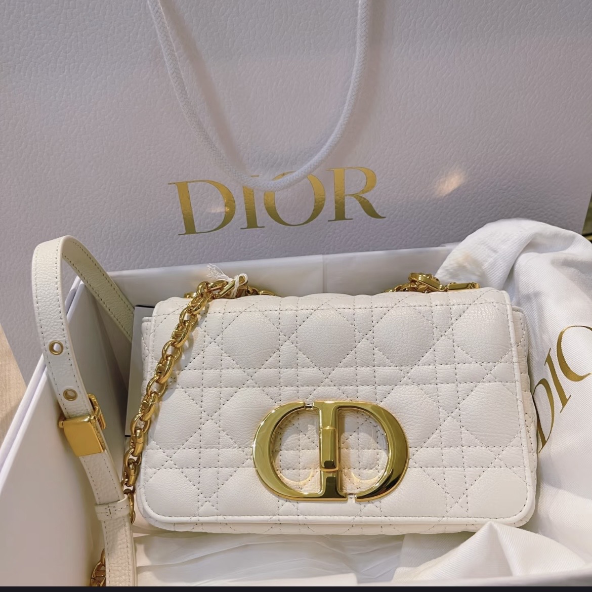 99新 DIOR/迪奥 小花6枫 Caro 20 白色 皮革C 金扣 2021