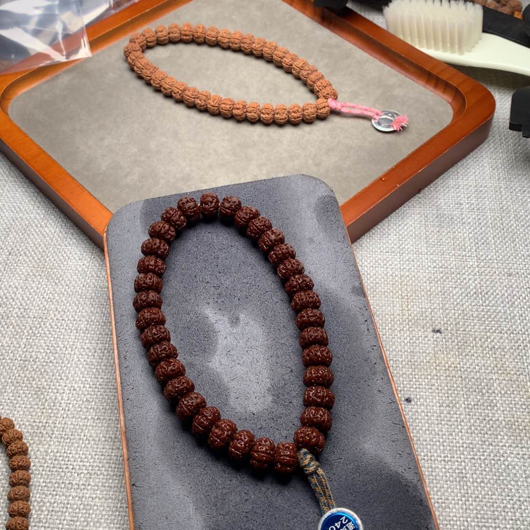 金刚菩提吊坠老树王