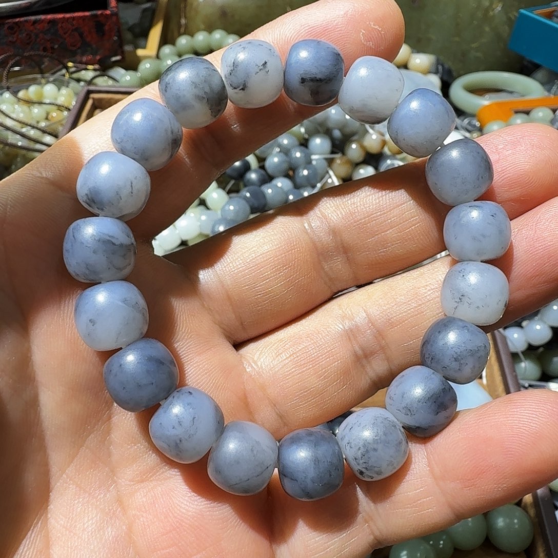 顾***顾和田玉（子料）未镶嵌手链