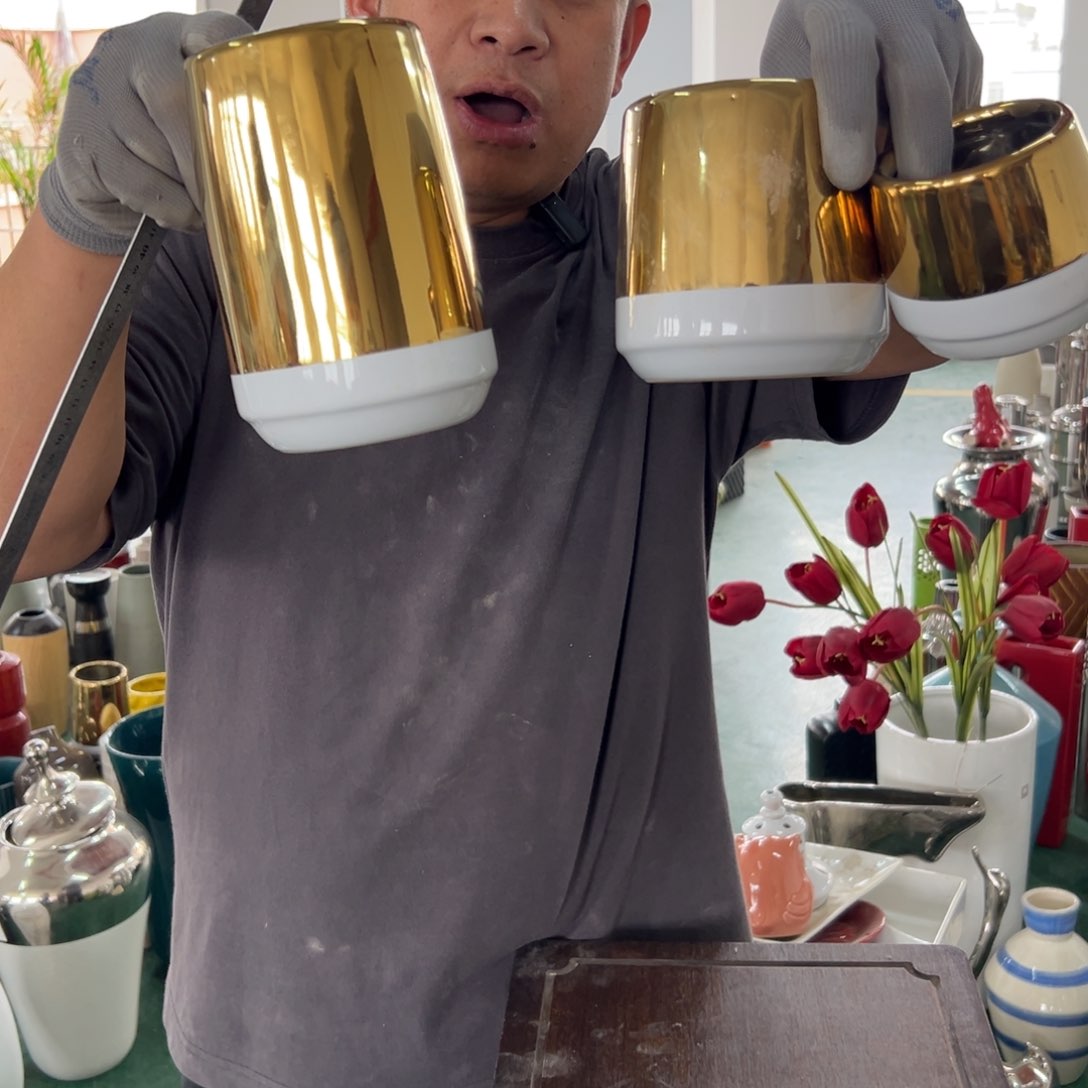 摆件63 号高中低温工艺瓶（部分微瑕）