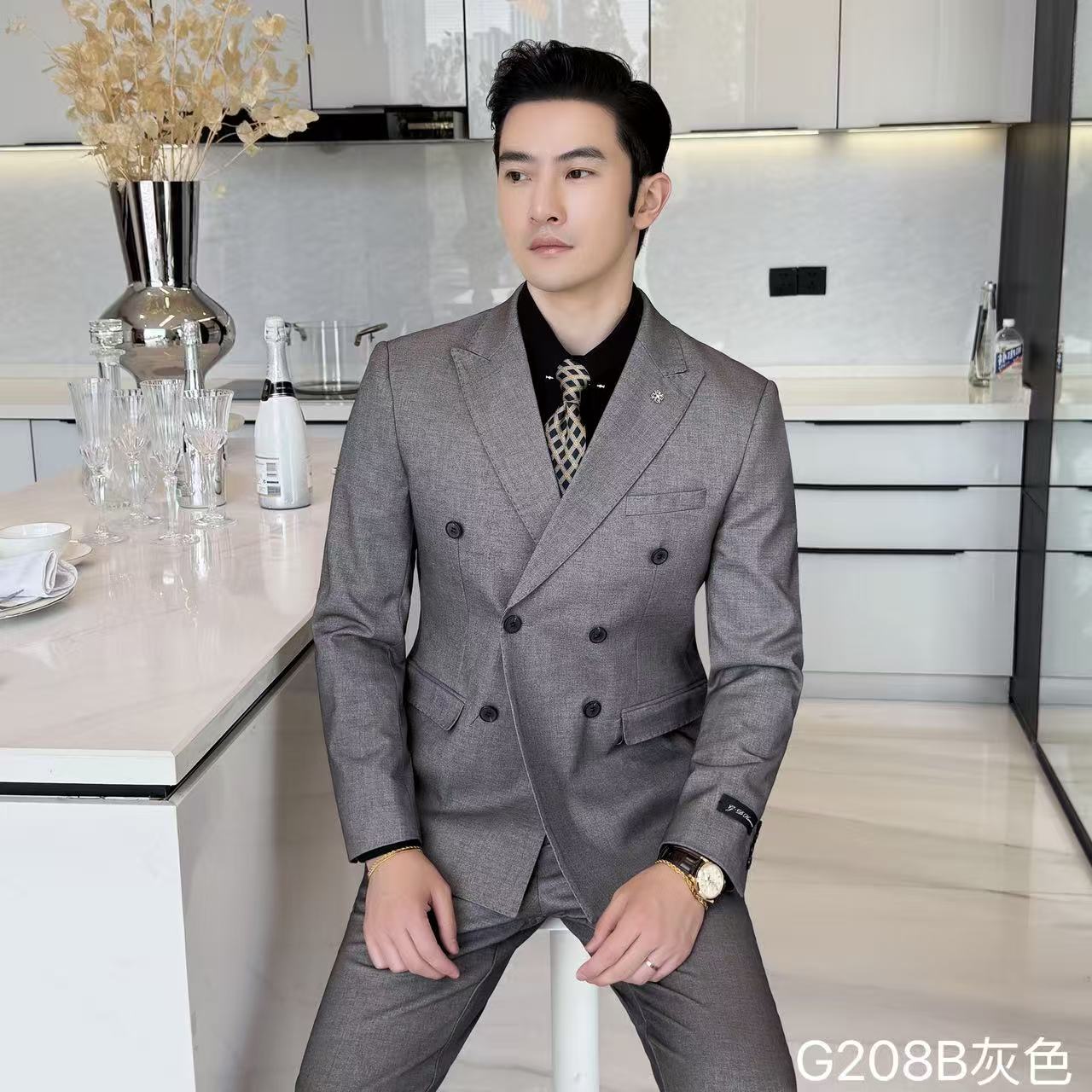 西服套装双排扣休闲戗驳领外套修身后双开叉灰色商务