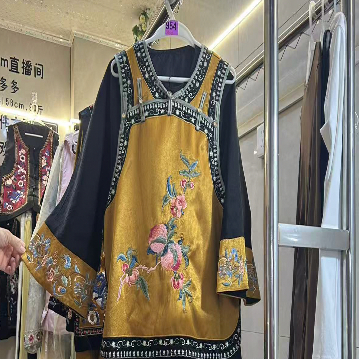 通勤风马夹女刺绣半开领唐装碎花民族风百搭绣花马甲重工刺绣国风