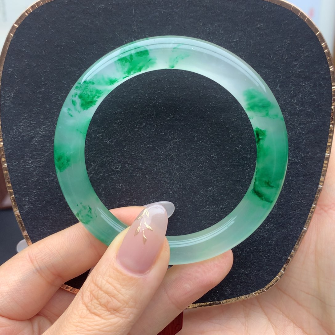 石英质玉手镯未镶嵌卡***a