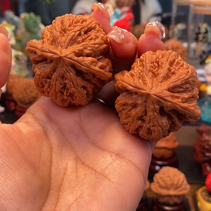 文玩核桃吊坠48全全品大粗筋