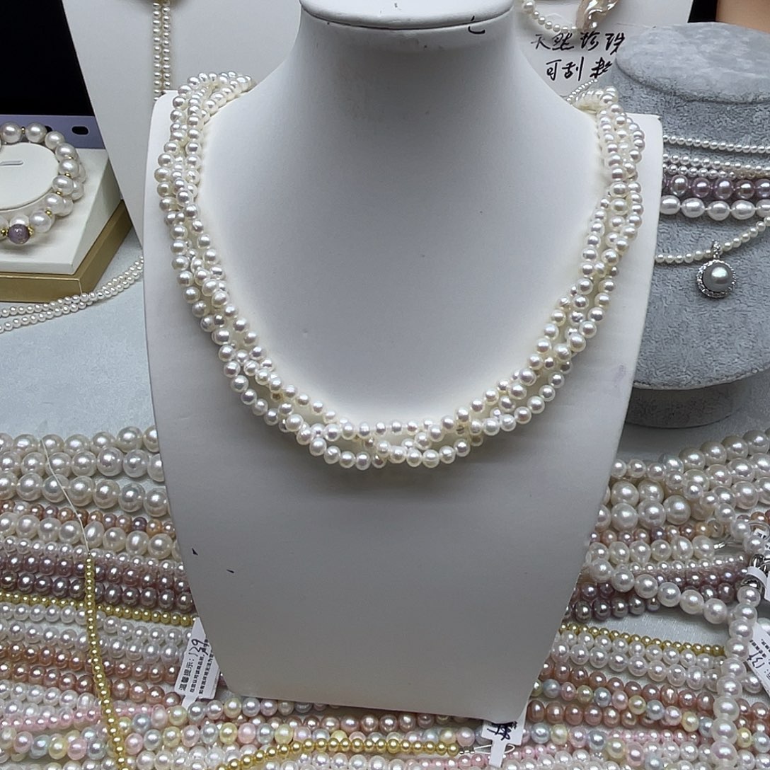 奶***兔淡水珍珠银S925镶嵌颈饰