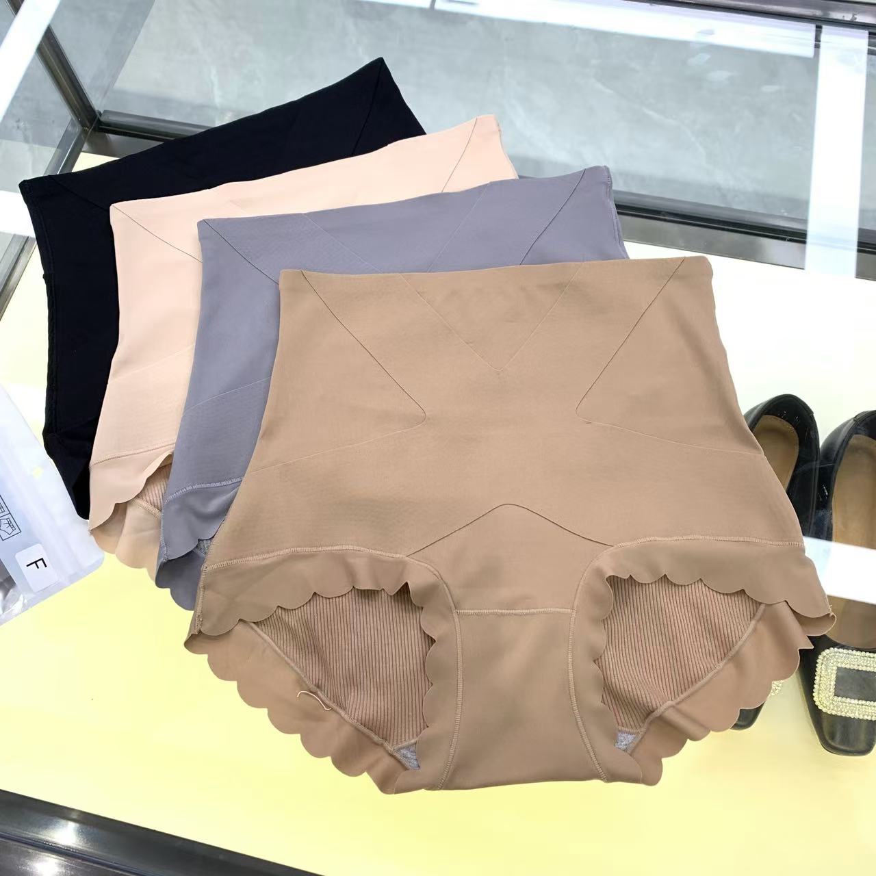 1045-秋冬新款高弹力舒适无痕收腹提臀内裤女士不勒三角裤短裤