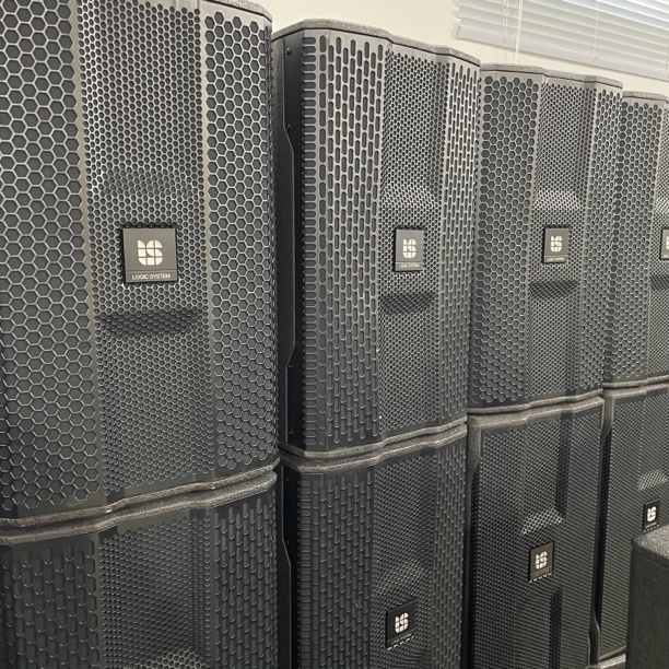 9新  英国罗杰12寸高端音响四件套➕全新欢唱客点歌机