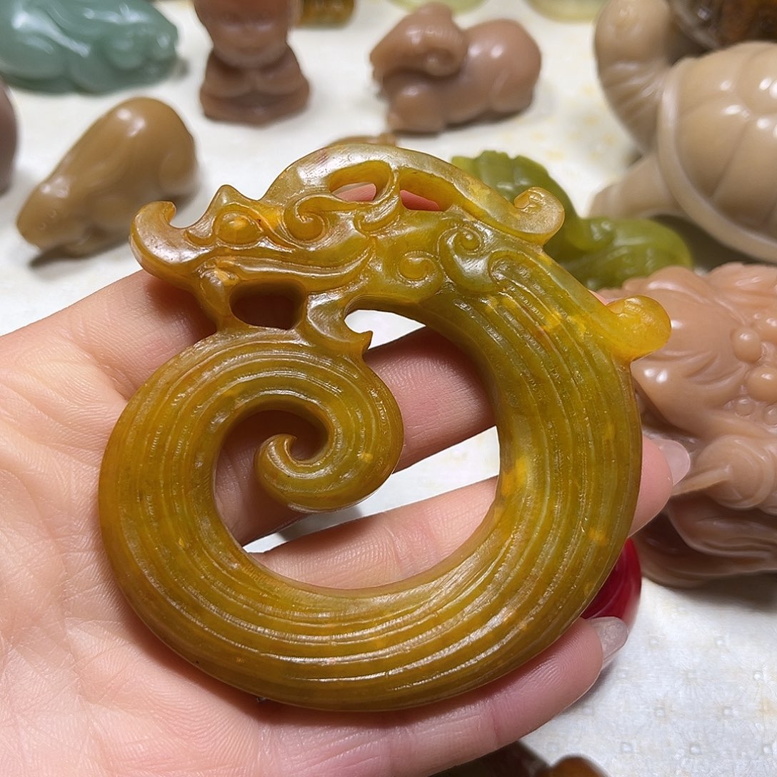 白玉菩提吊坠白玉菩提吊坠