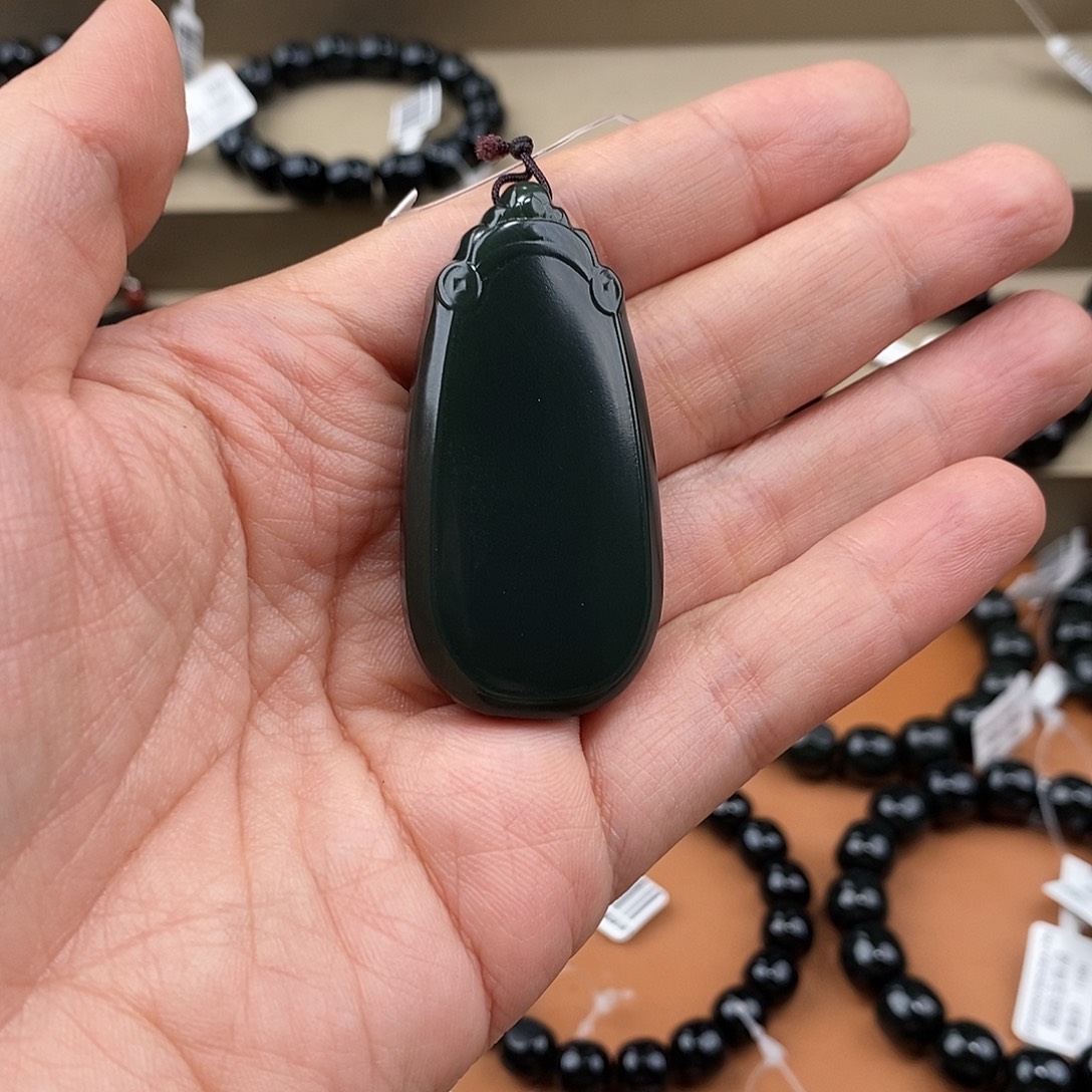 楊***棇和田玉未镶嵌手串