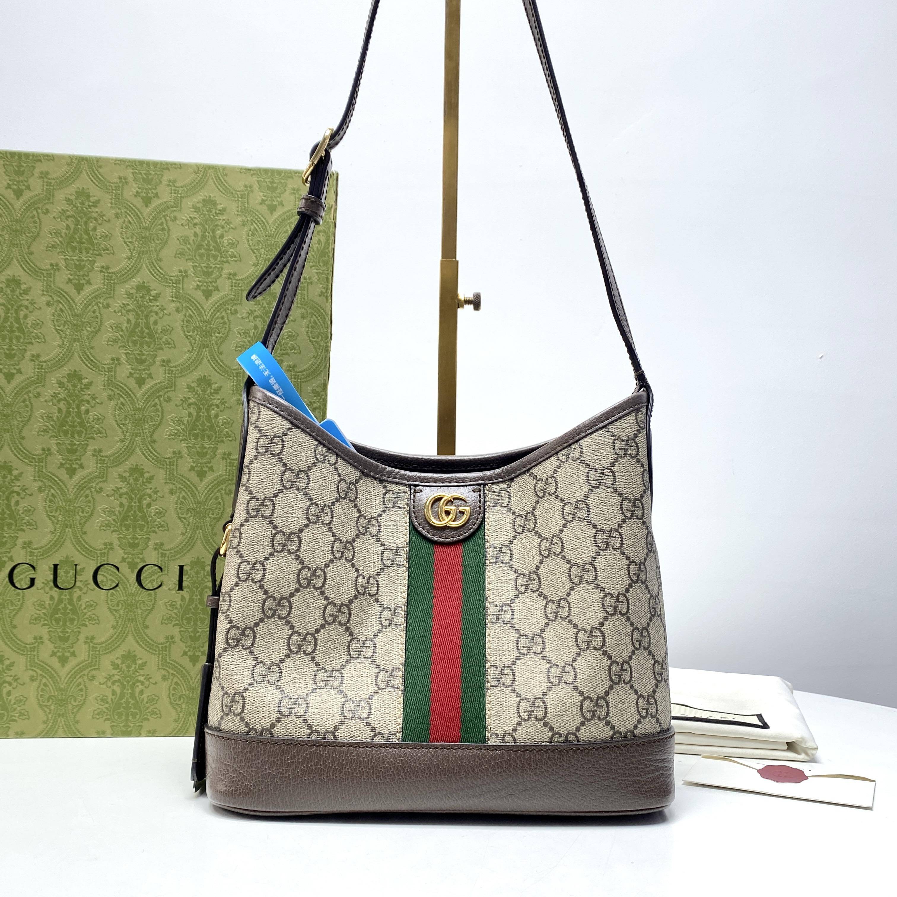 胖虎佳佳/古驰/95新/公价0/箱包/斜挎包/312503190121