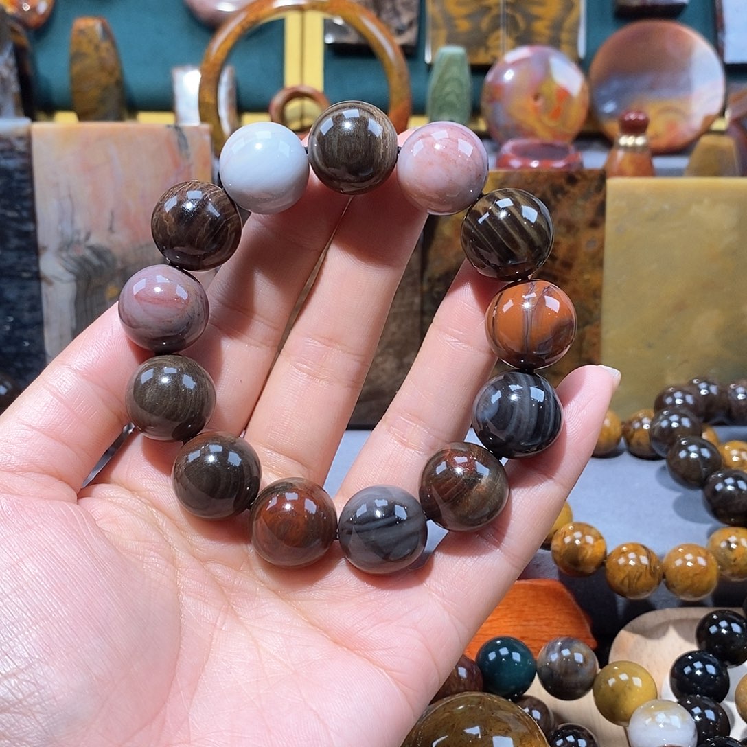 硅化玉天然北票硅化玉手串未镶嵌张****业天然北票硅化玉手串