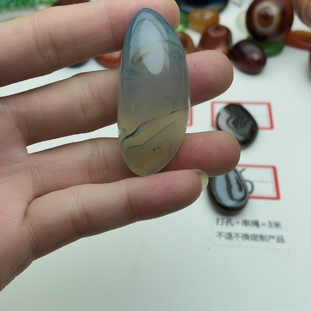 玛瑙/玉髓未镶嵌珠宝奇石