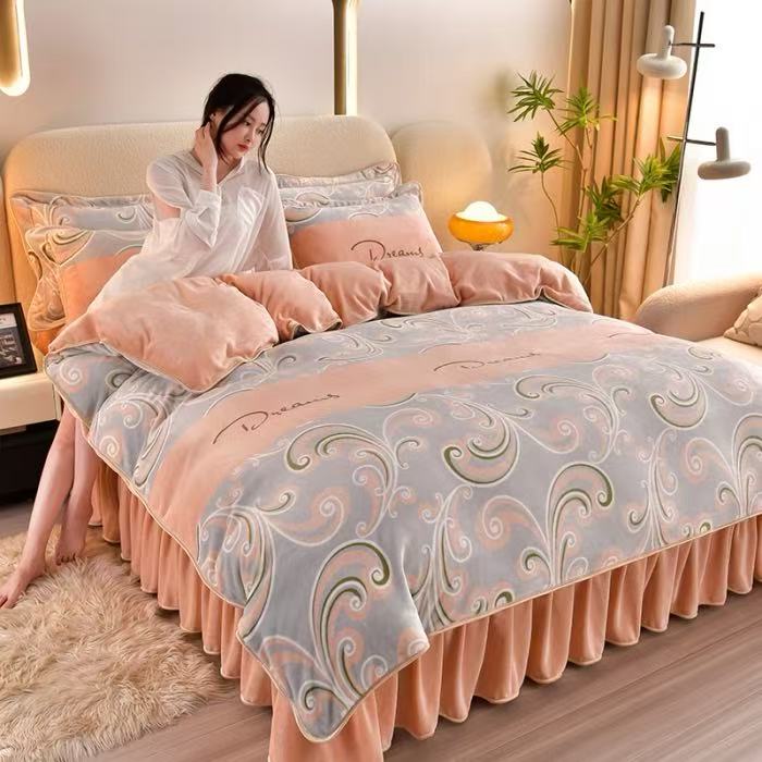 2025新款高端奢华高克重牛奶绒四件套（维纳）