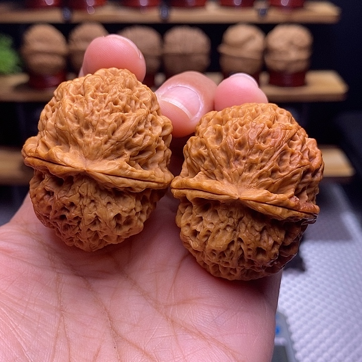 文玩核桃吊坠七星绣球4