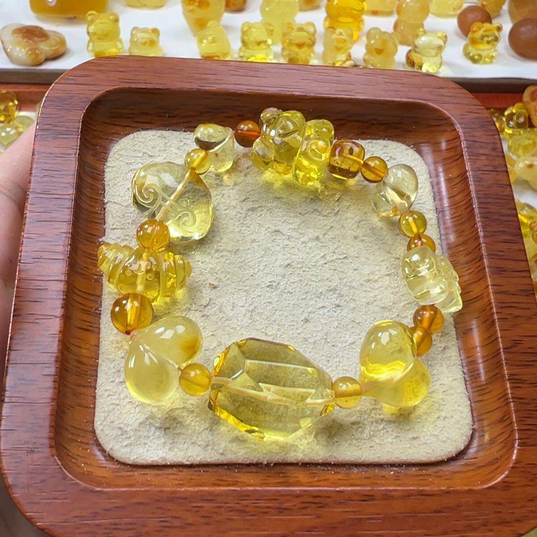 琥珀吊坠(不含链)未镶嵌