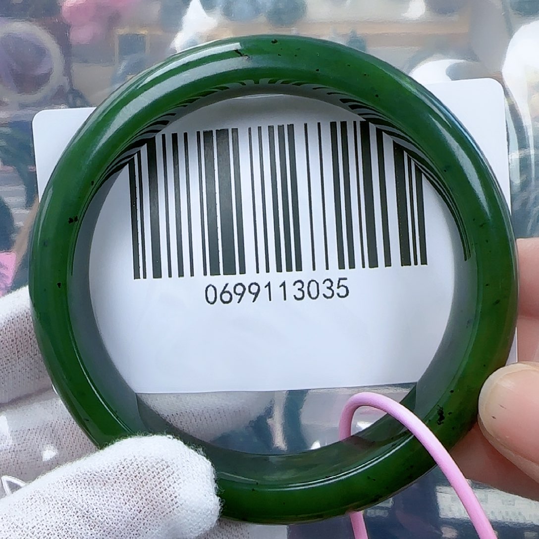 和田玉（碧玉）手镯未镶嵌包容60