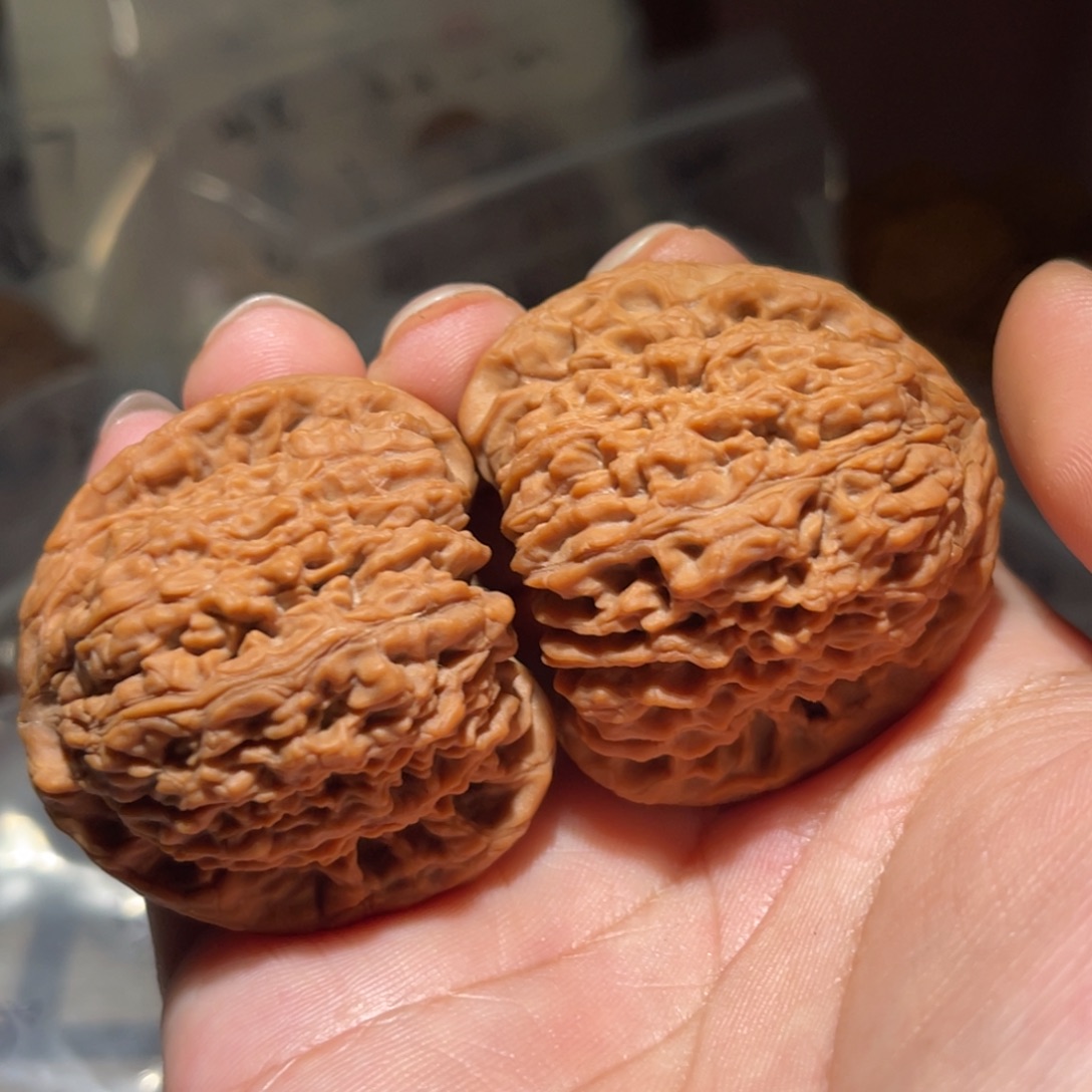 A***R文玩核桃吊坠43凹底南疆石核桃