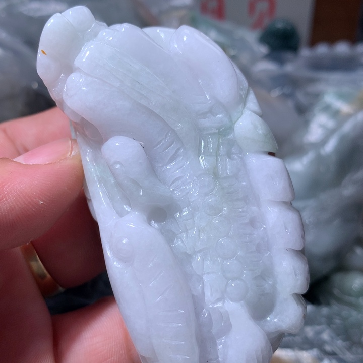 翡翠未镶嵌颈饰保真天然a货翡翠