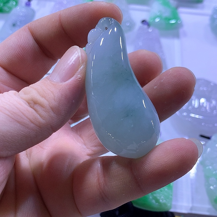 翡翠未镶嵌颈饰天然翡翠A货吊坠