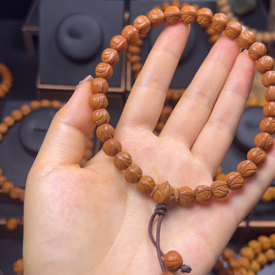 努***活手串桃核野生玉龙脊0.9