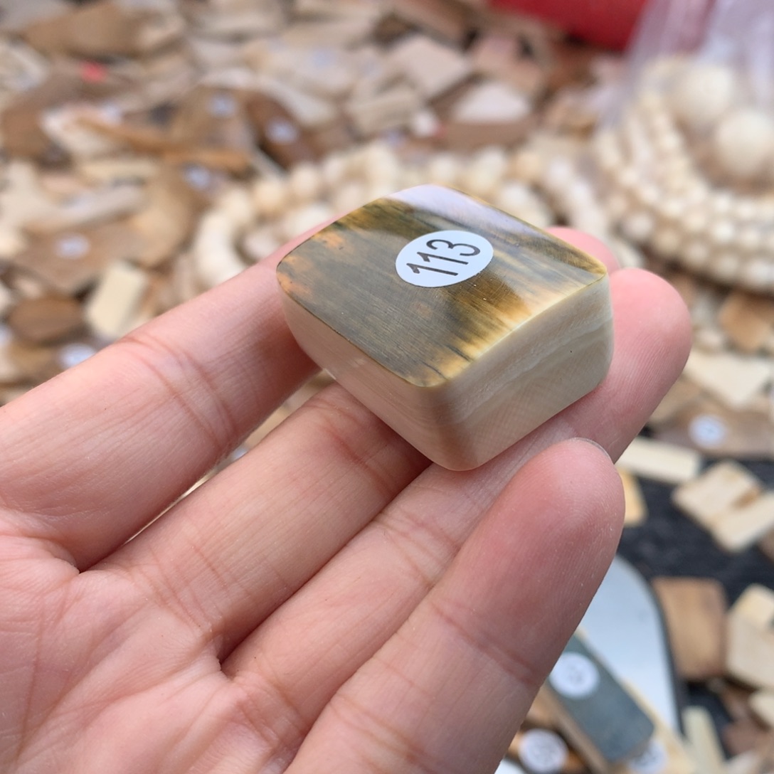 泥塑秃***贝工艺品工艺品