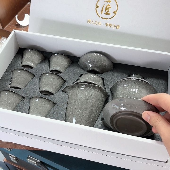 孤品茶具套装等           
