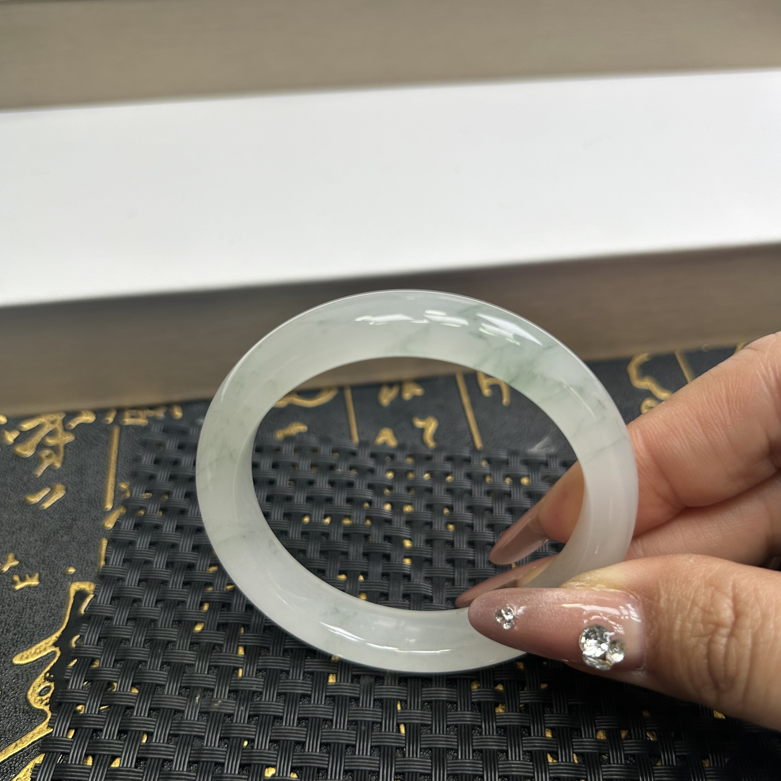 天然金丝玉天山翠手镯正圈纯天然飘花多样性发货拍一发一