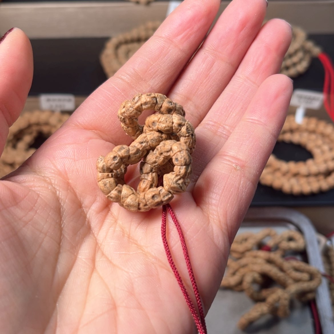 【闪购商品】柏香籽/百香籽吊坠r****r