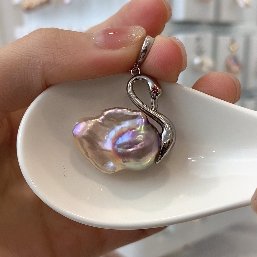 淡水珍珠颈饰银S925镶嵌燕*