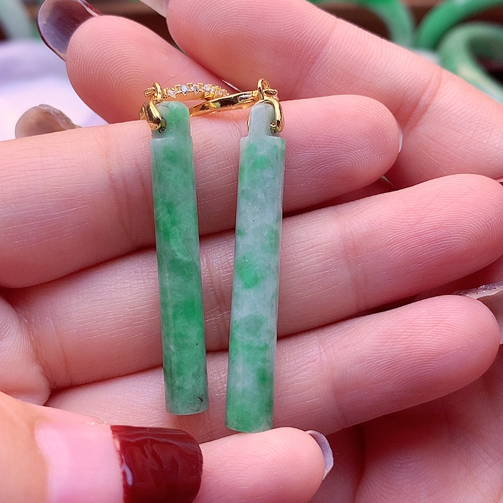 翡翠颈饰银S925镶嵌翡翠