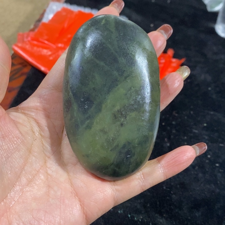 w***w和田玉未镶嵌挂件