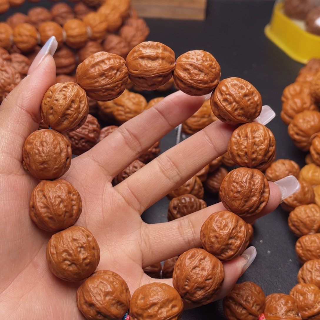 文玩核桃手串浪****店圆枣