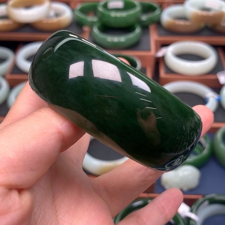 和田玉（碧玉）手镯5859圈口未镶嵌