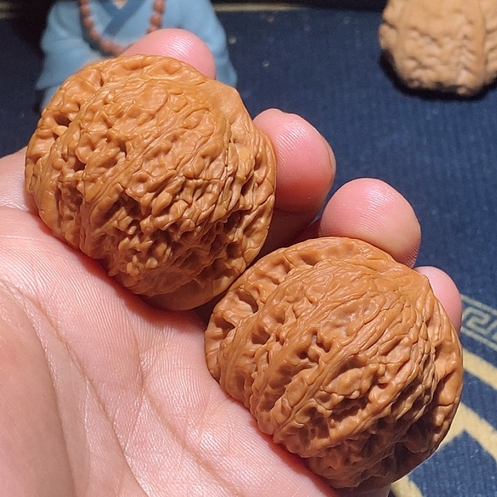 【闪购商品】文玩核桃吊坠冷**潮泥鳅背