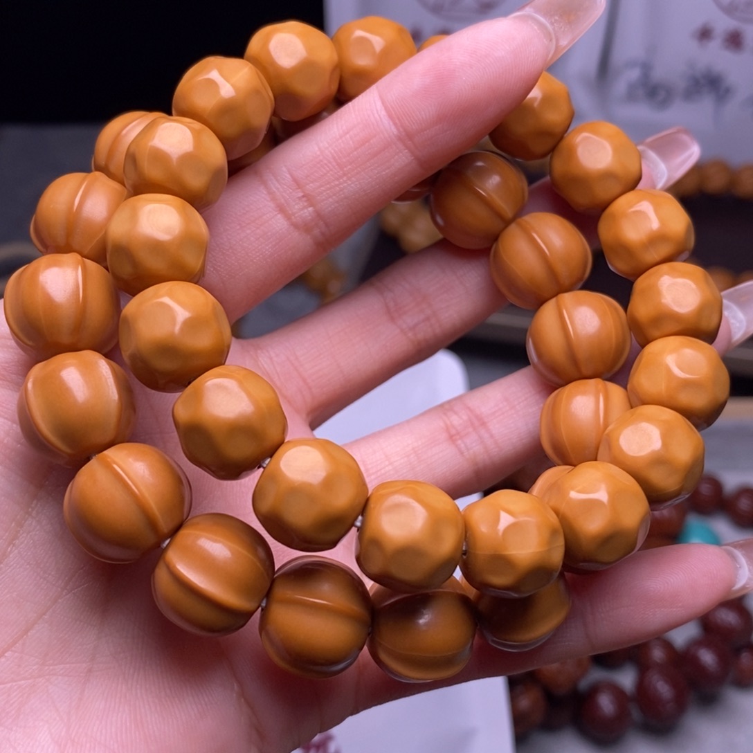 文玩核桃手串奶酪鲨鱼