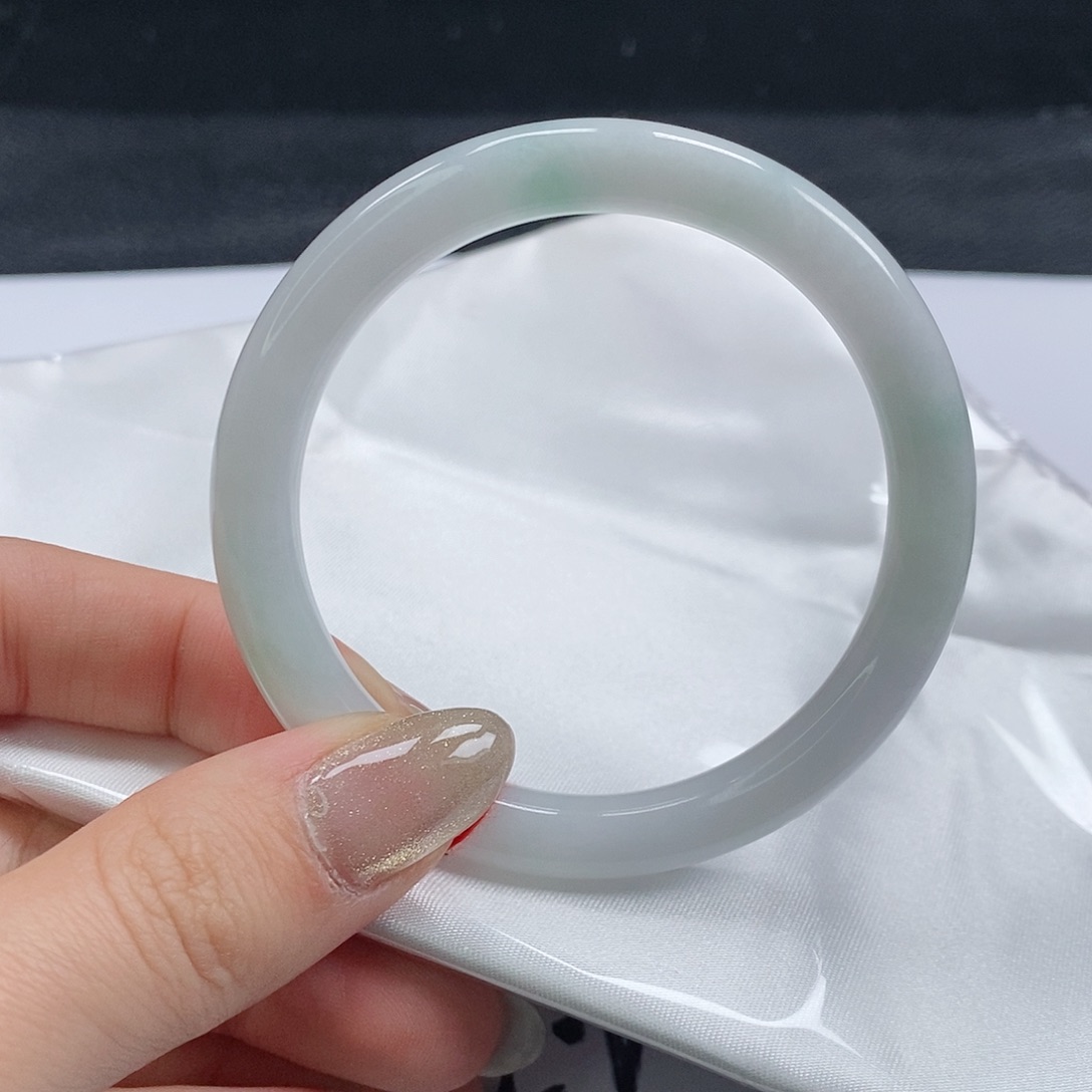 【闪购商品】翡翠手镯（圆镯）未镶嵌275号