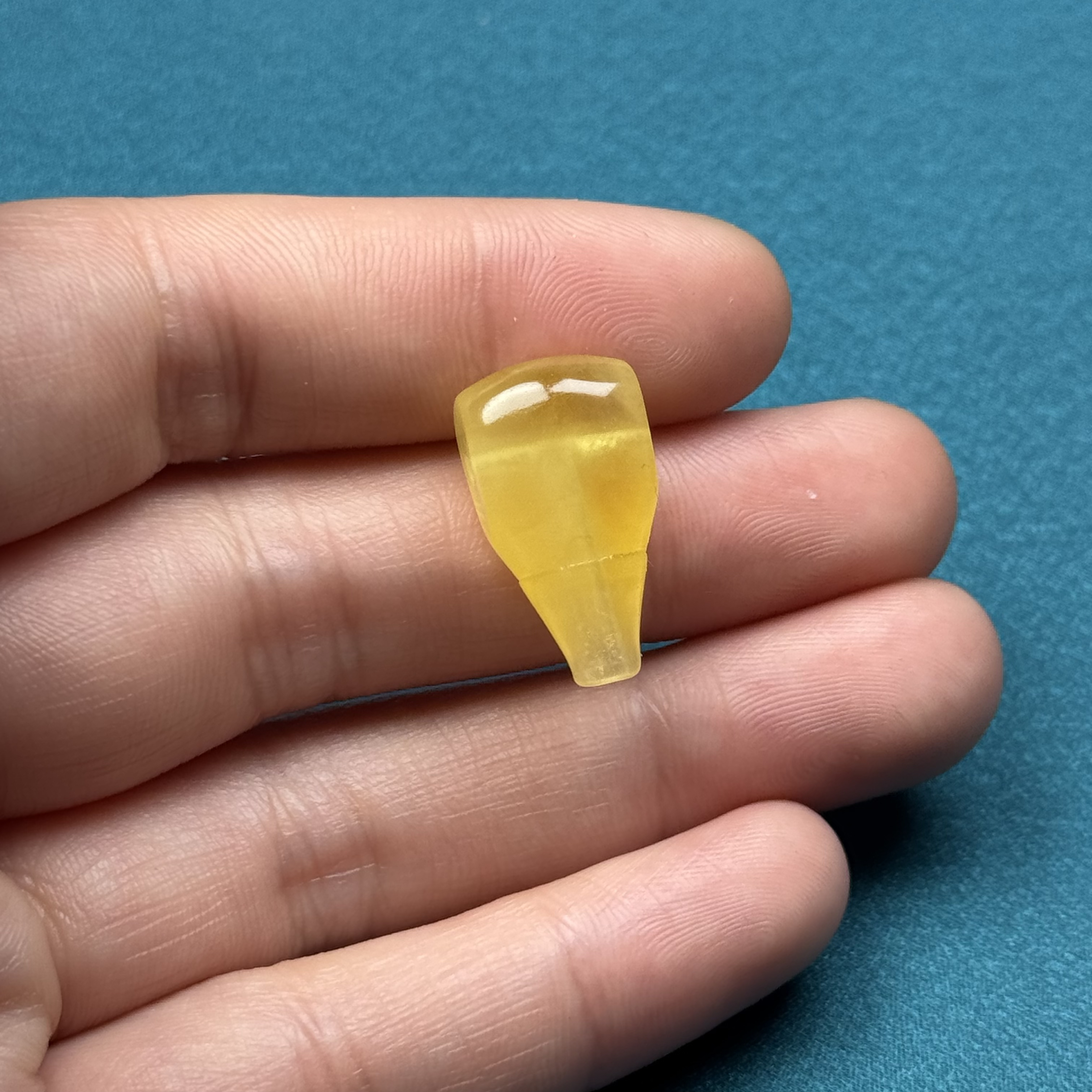 J7679天然原矿蜜蜡 三通 11.6*21mm抖音基地 质检发货