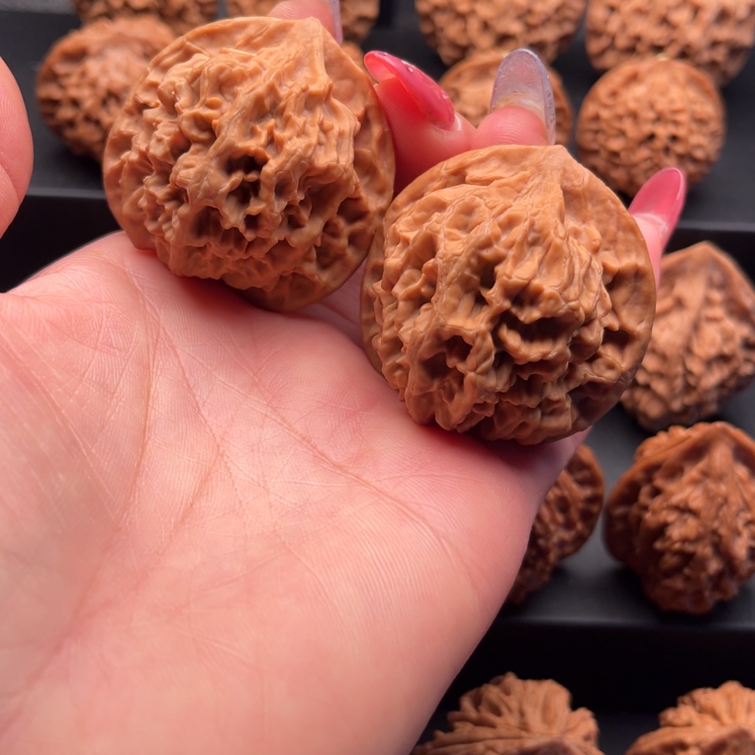 半***路把件文玩核桃大花