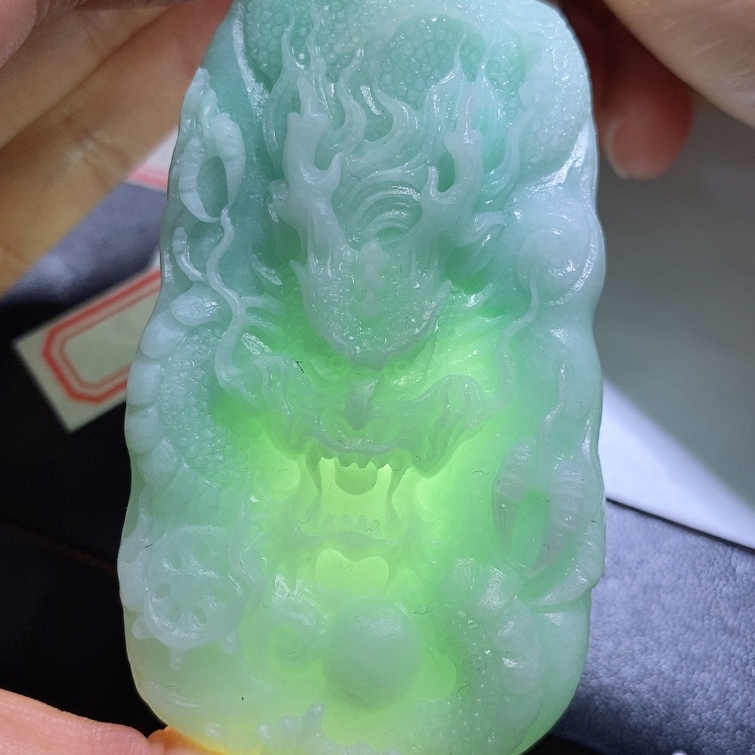 定制翡翠未镶嵌翡翠