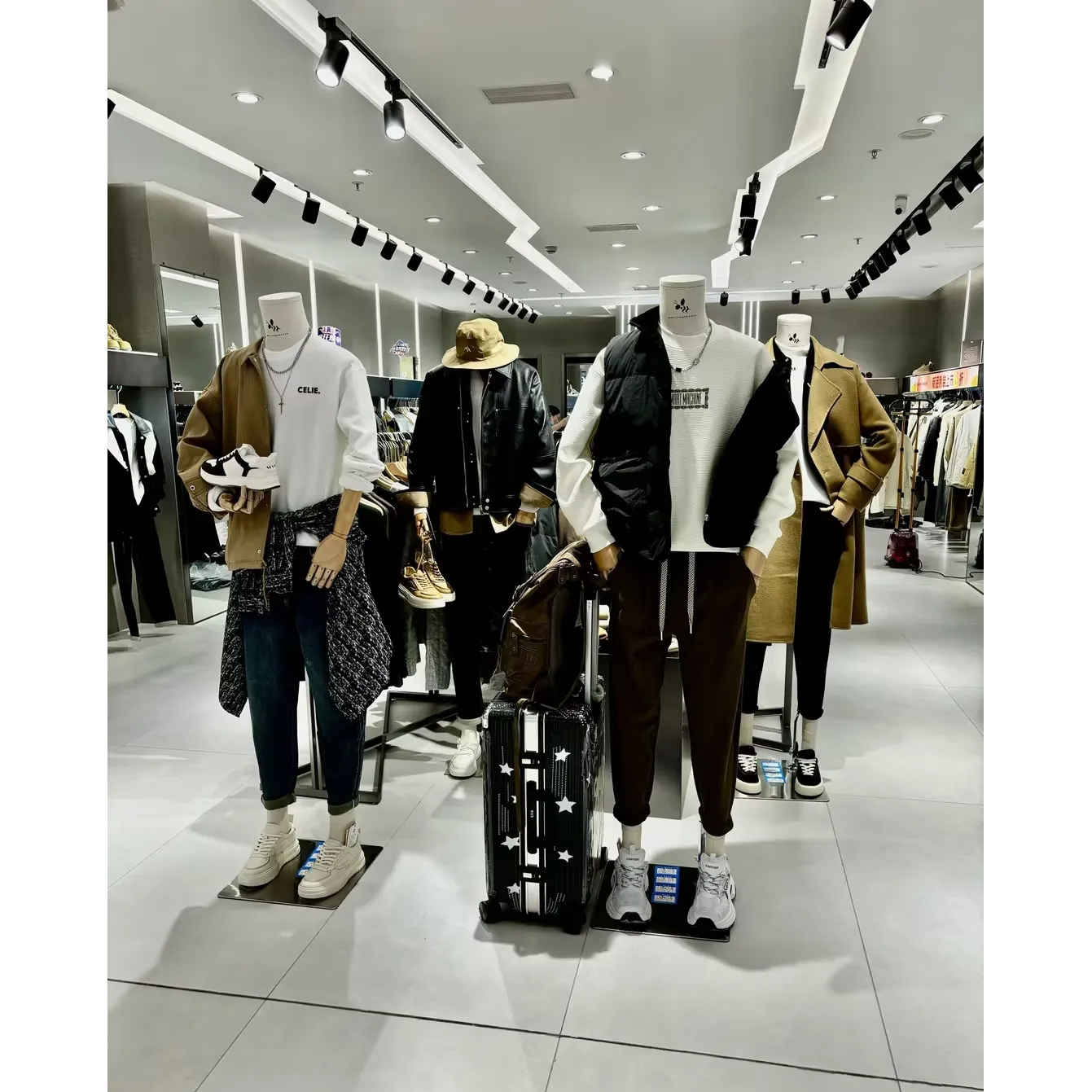 4号，立领，波X登款90eee云感轻奢轻薄款外套7723（不带帽）