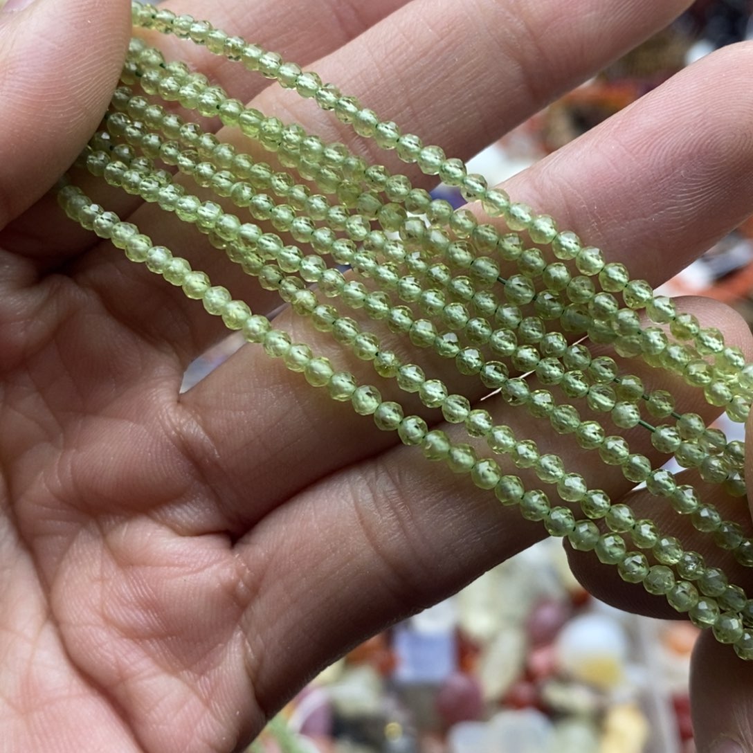 玛瑙/玉髓未镶嵌珠宝半成品一条天然2.5mm橄榄石锁骨链切面