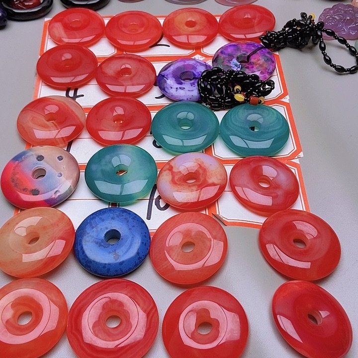 【闪购商品】未镶嵌玛瑙/玉髓珠宝半成品玉*子