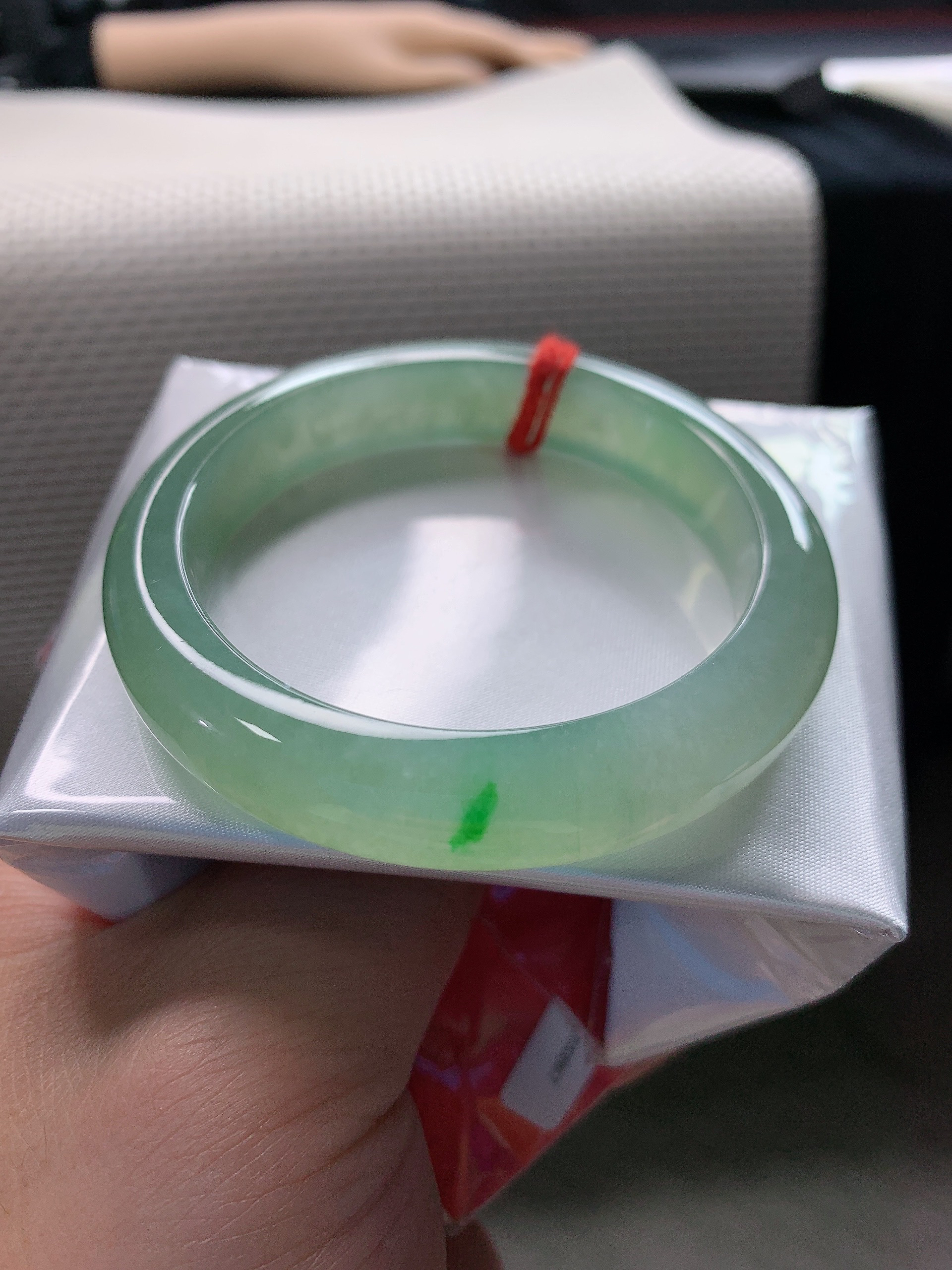 冰种起胶飘阳绿53圈正圈手镯 小手福利 正品天然缅甸翡翠A货12942